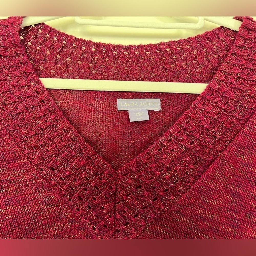 Laura Scott sweater, Medium - Picture 7 of 8